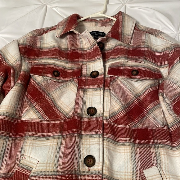 Super cute New Love Tree Plaid Shacket-S/M - Picture 9 of 10